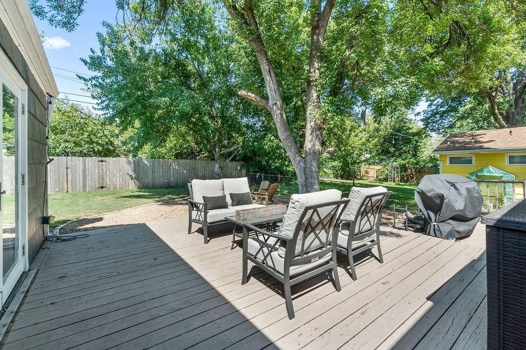 5450 Horton Street — photo 28