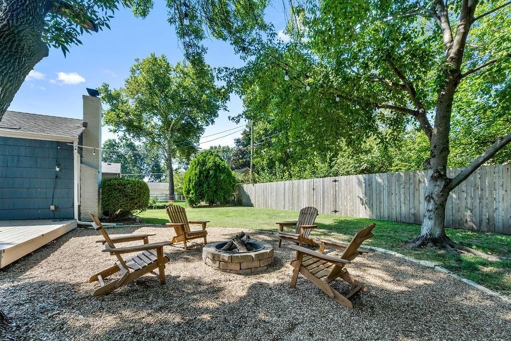5450 Horton Street — photo 29