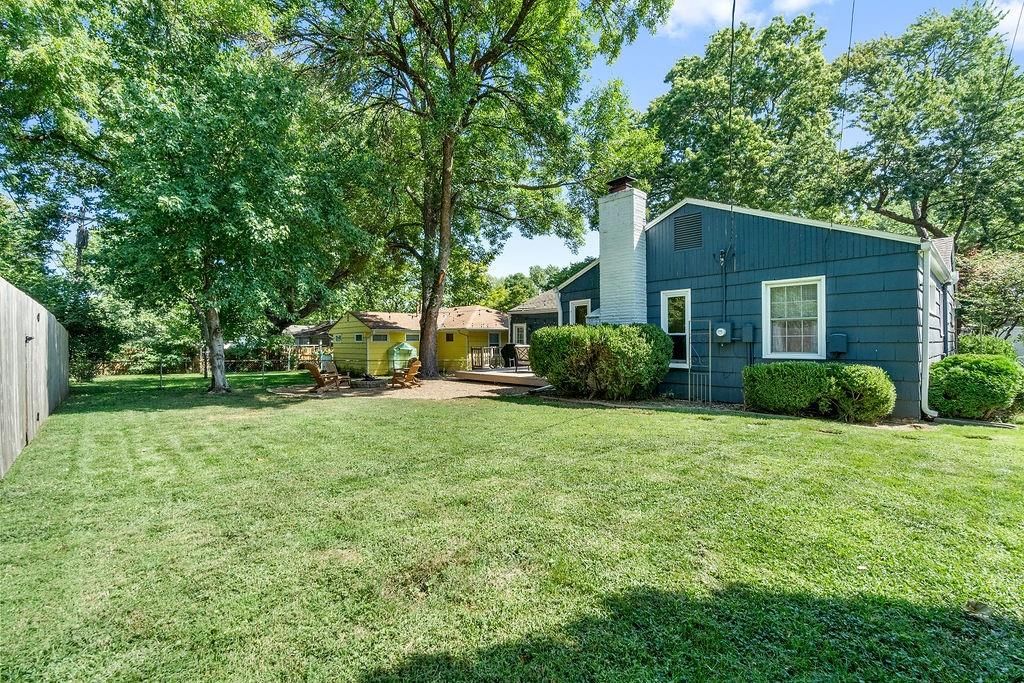 5450 Horton Street — photo 31