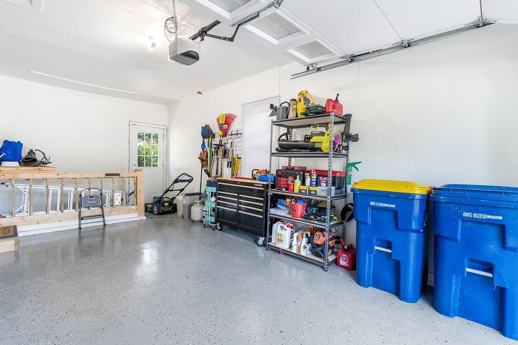 5450 Horton Street — photo 33