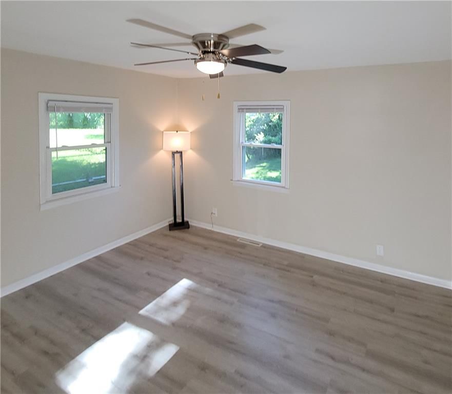 10700 Bennington Avenue — photo 12