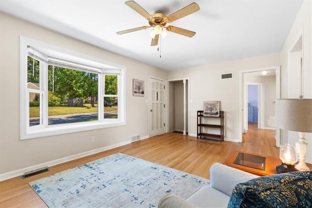 6101 W 56th Street — photo 5