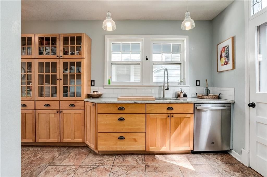 3915 Campbell Street — photo 13