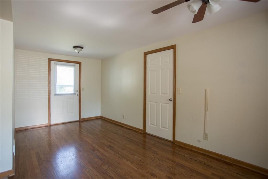 5300 SHERWOOD Drive — photo 11