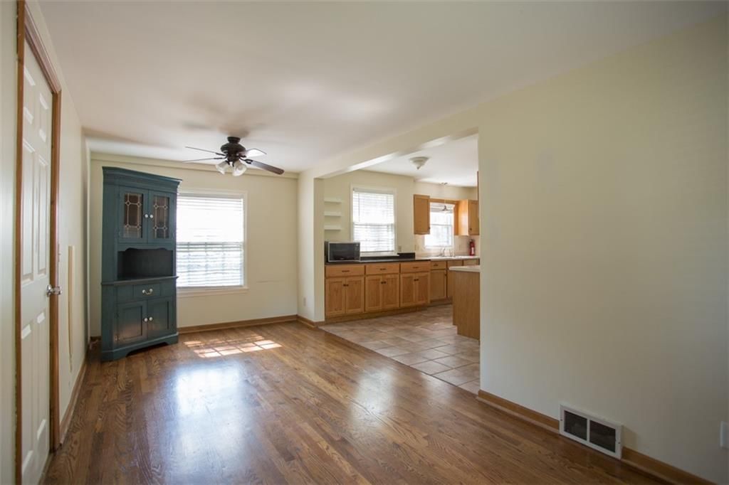 5300 SHERWOOD Drive — photo 13