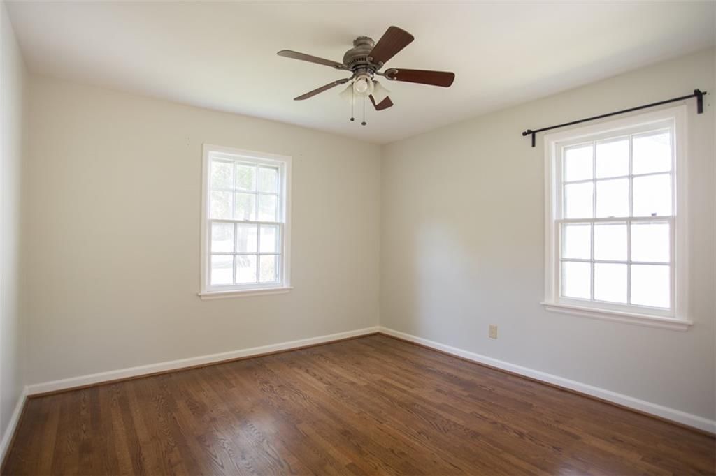 5300 SHERWOOD Drive — photo 15