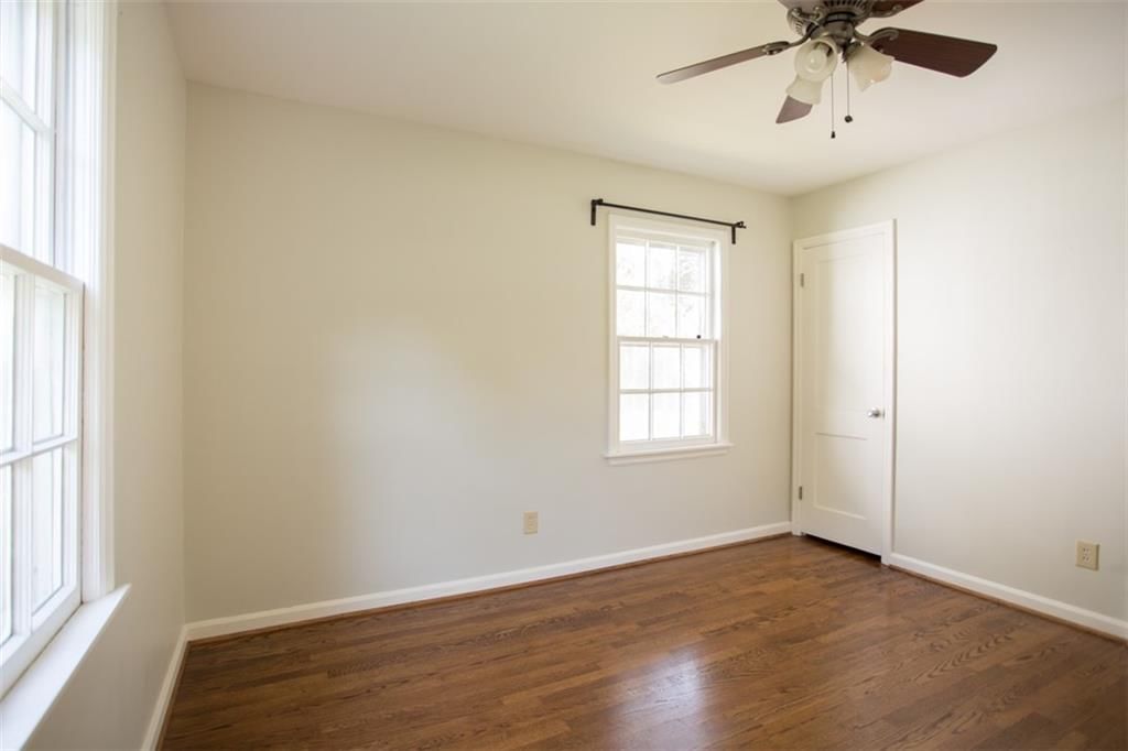 5300 SHERWOOD Drive — photo 16