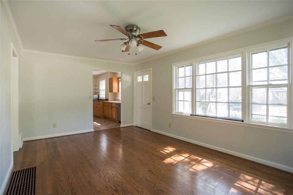 5300 SHERWOOD Drive — photo 7