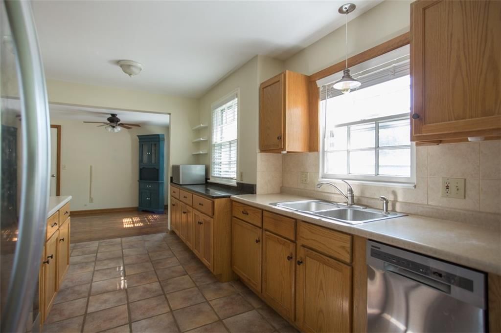 5300 SHERWOOD Drive — photo 9