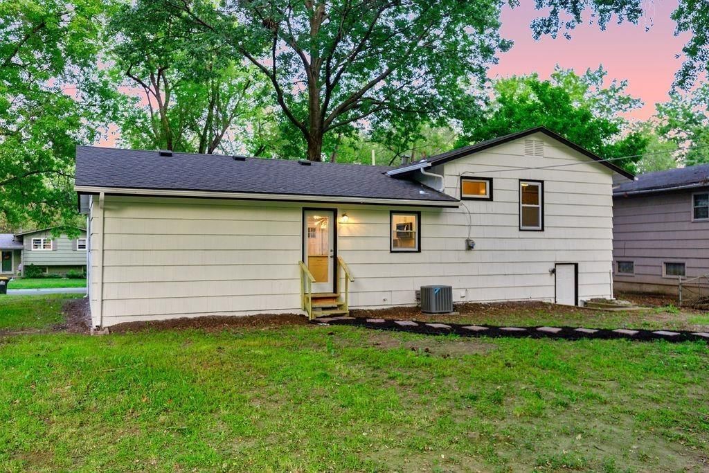 7410 Melrose Lane — photo 13