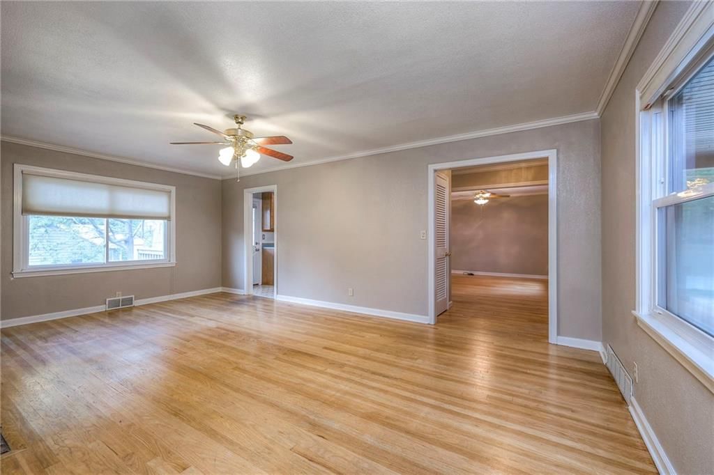 7640 Main Street — photo 3