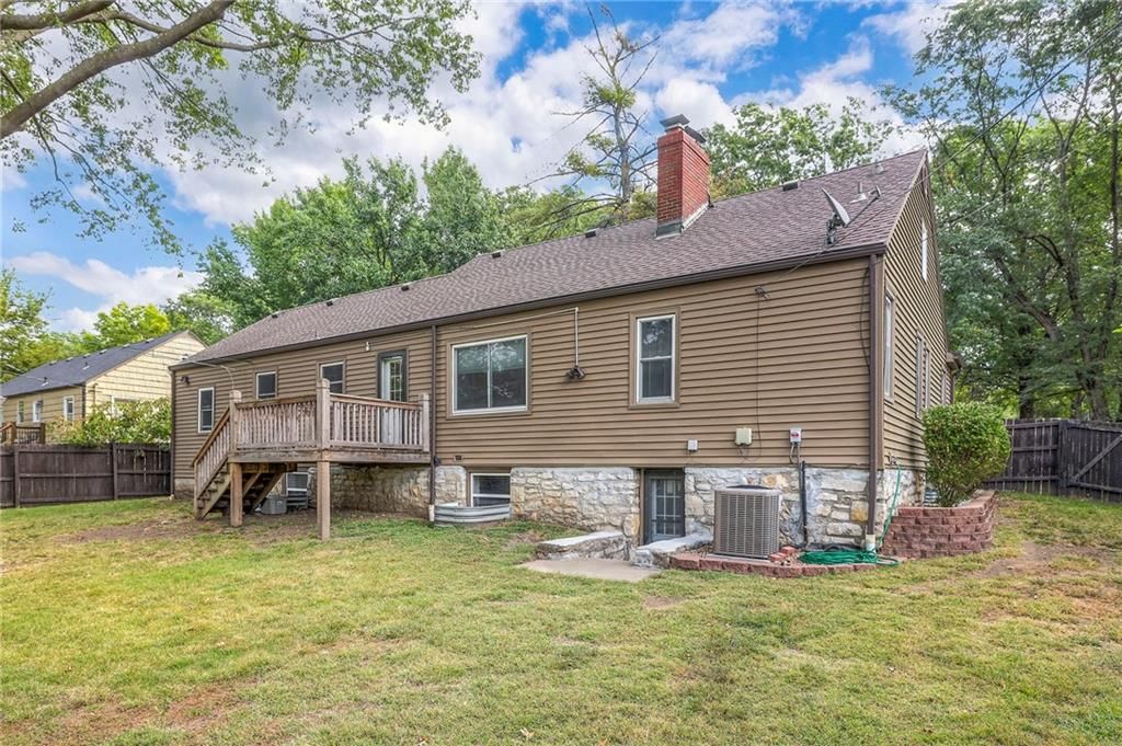 7640 Main Street — photo 23