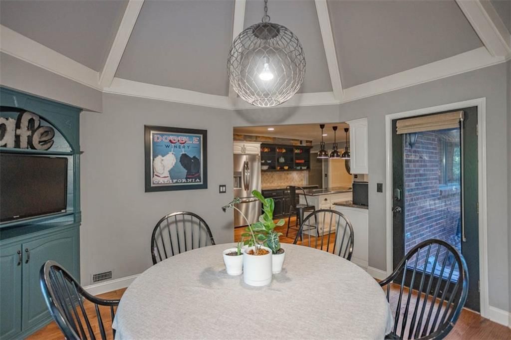 8303 Bridle Dale Circle — photo 21