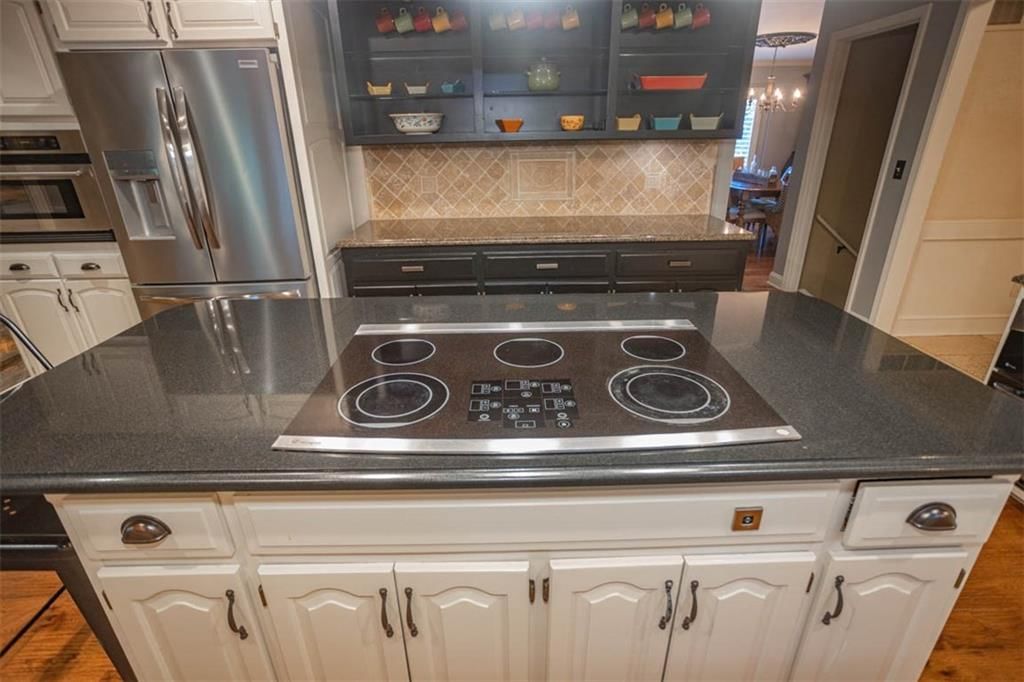 8303 Bridle Dale Circle — photo 23