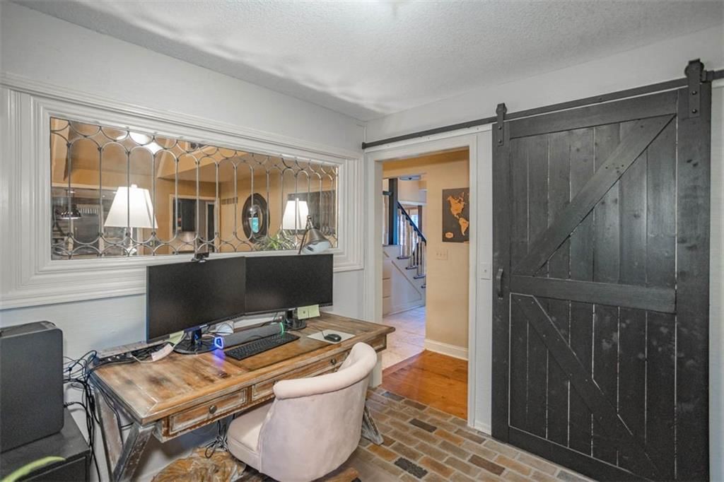 8303 Bridle Dale Circle — photo 29