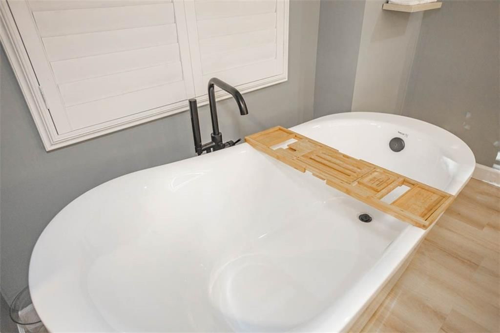 8303 Bridle Dale Circle — photo 35