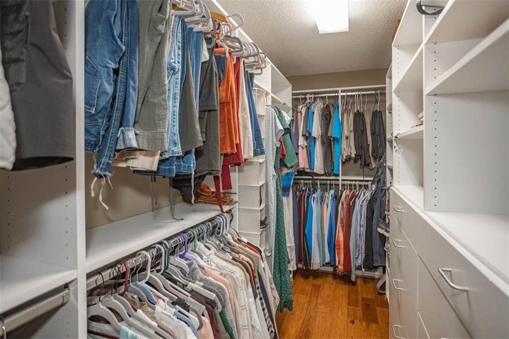 8303 Bridle Dale Circle — photo 37