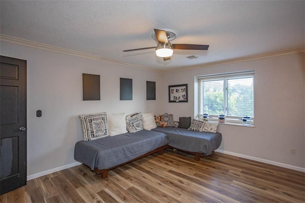 8303 Bridle Dale Circle — photo 41