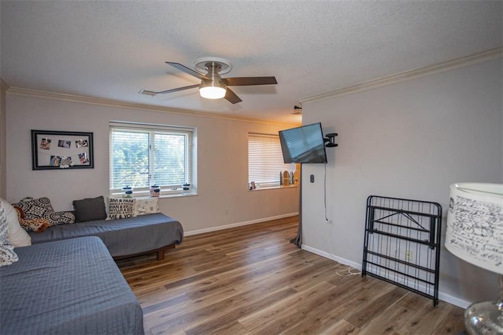 8303 Bridle Dale Circle — photo 42