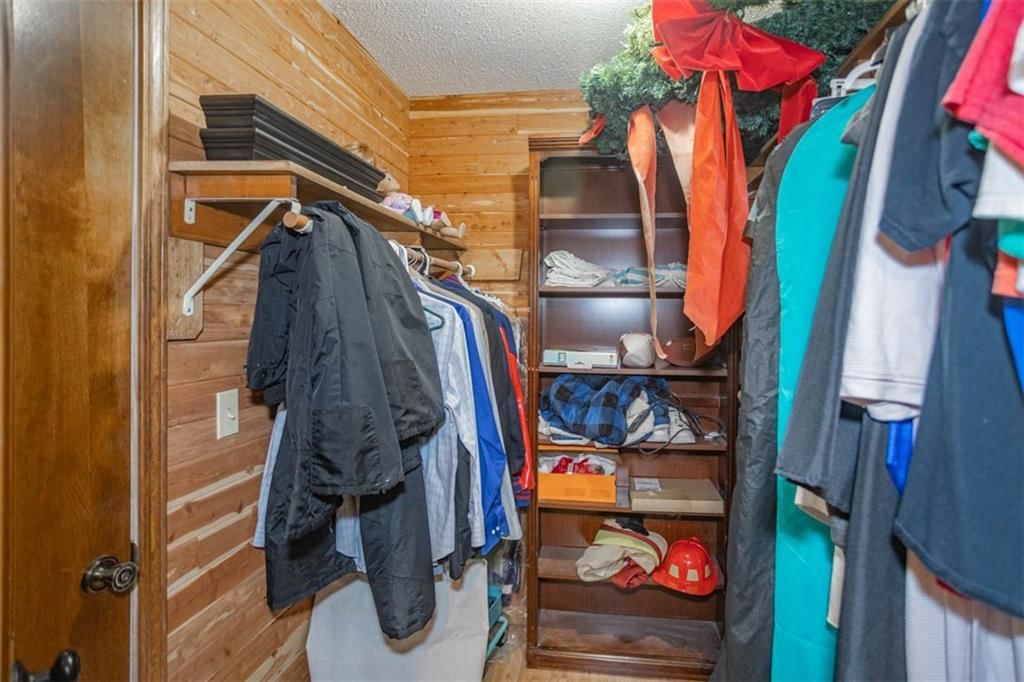 8303 Bridle Dale Circle — photo 44