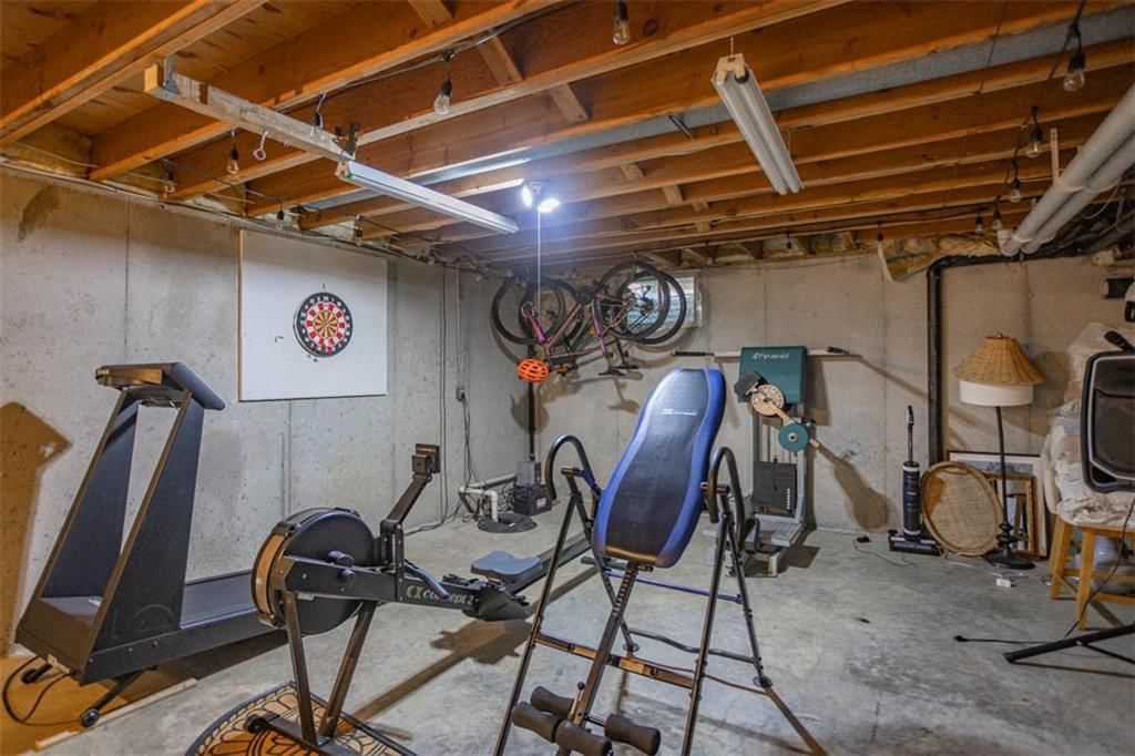 8303 Bridle Dale Circle — photo 54
