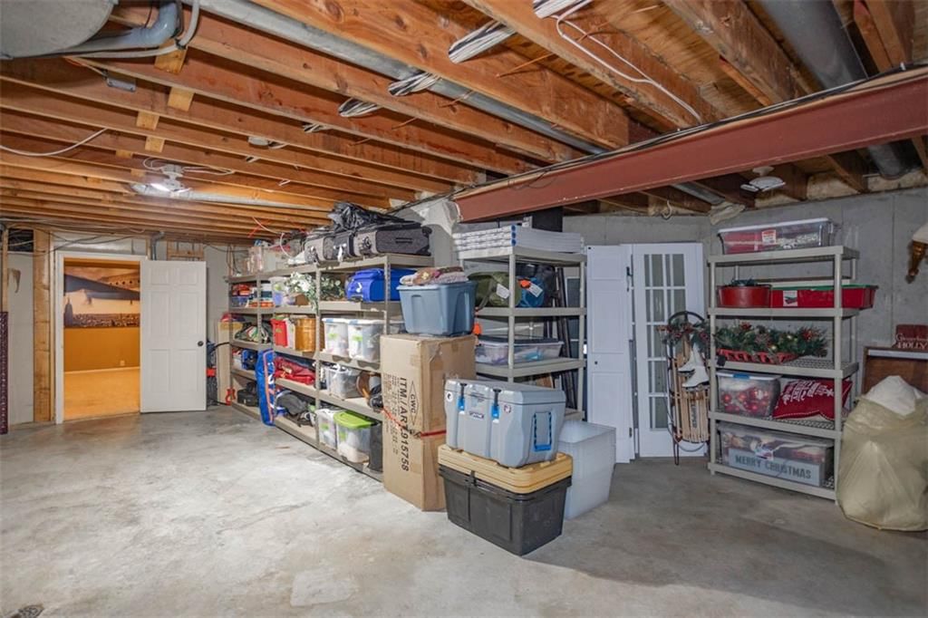 8303 Bridle Dale Circle — photo 55