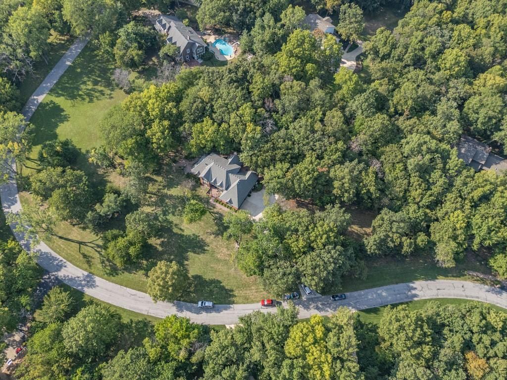 8303 Bridle Dale Circle — photo 77