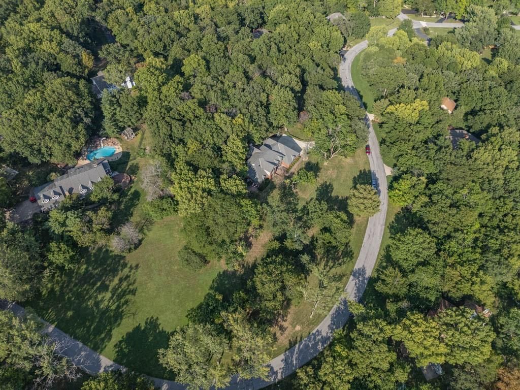 8303 Bridle Dale Circle — photo 79