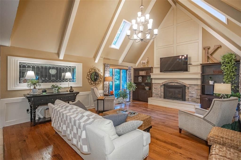 8303 Bridle Dale Circle — photo 10
