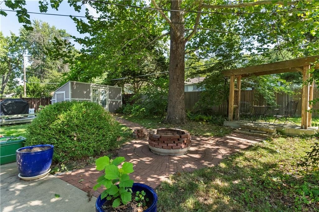 7839 Nall Avenue — photo 16