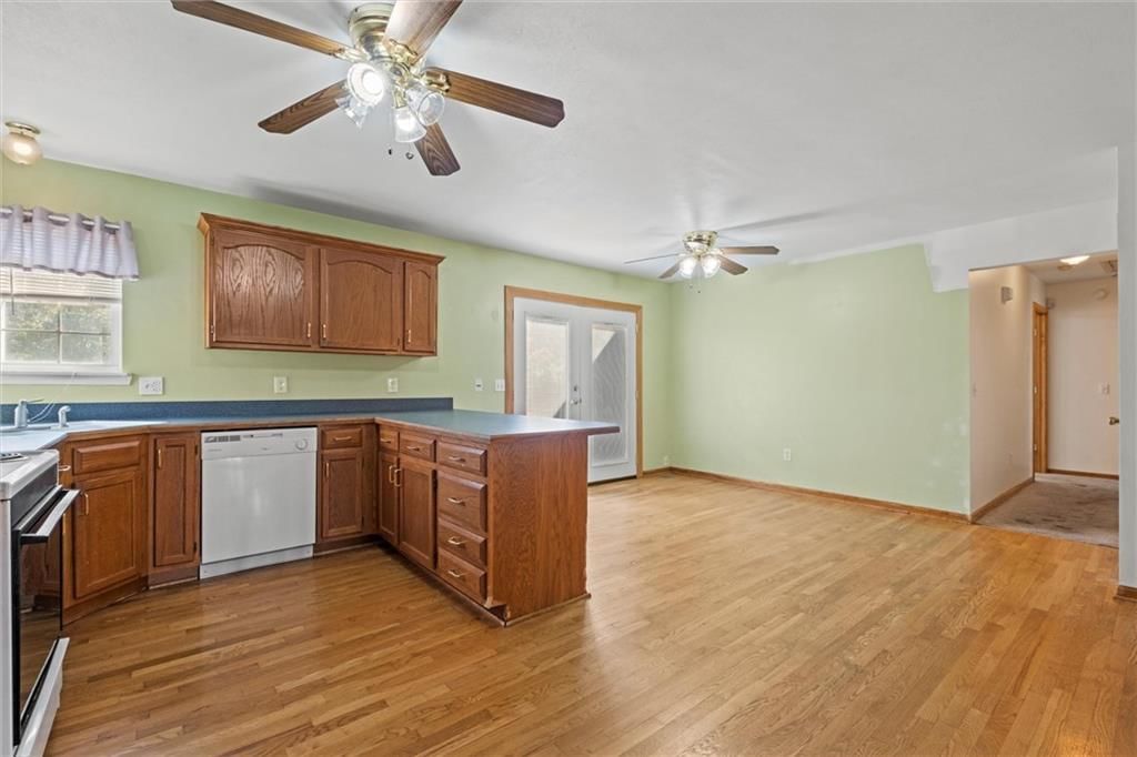 14757 Oak Court — photo 12