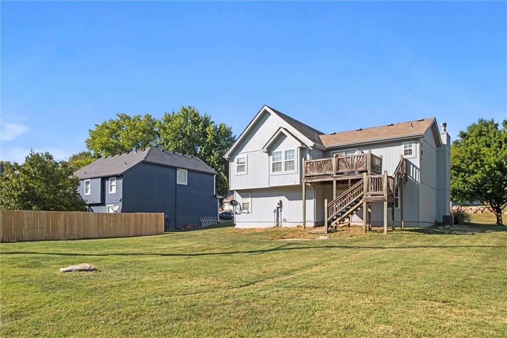 14757 Oak Court — photo 35