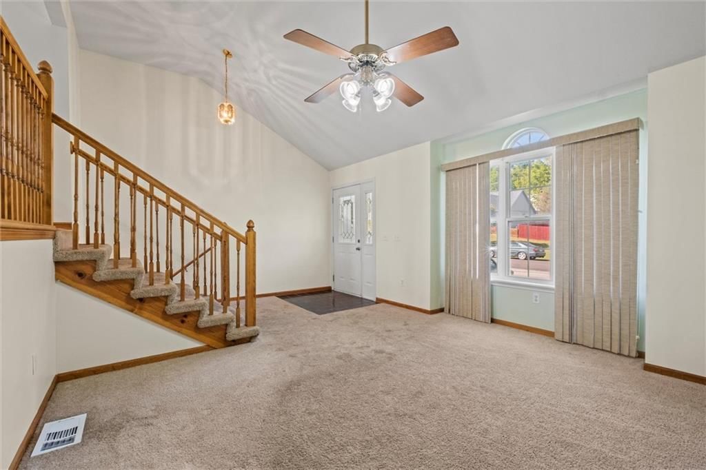 14757 Oak Court — photo 9