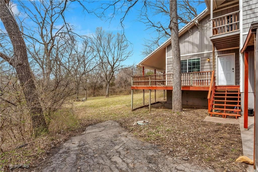 8659 Hilltop Road — photo 18