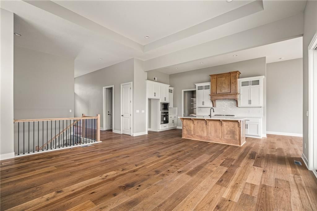 9164 Saddletop Street — photo 6