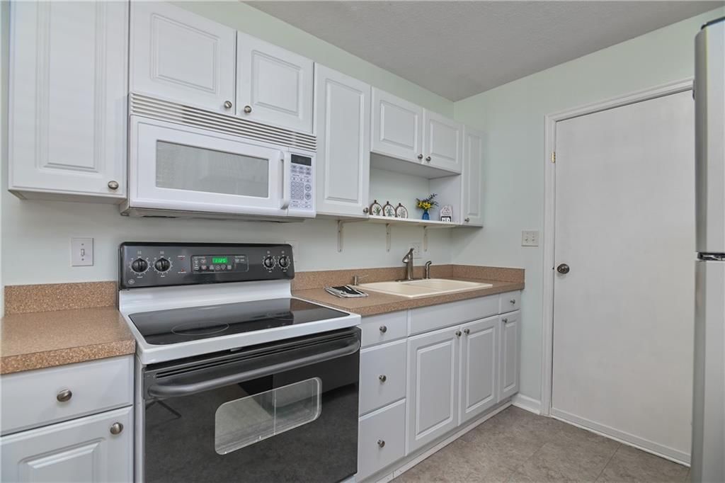 3 NW NOEL Street — photo 7