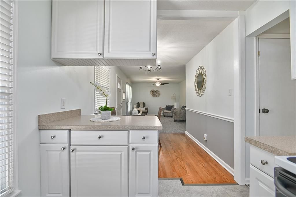 3 NW NOEL Street — photo 8