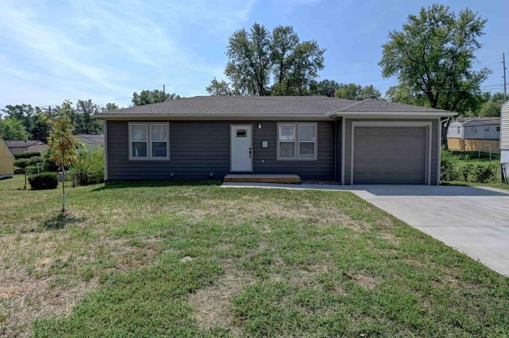 113 N Kendall Drive — photo 2
