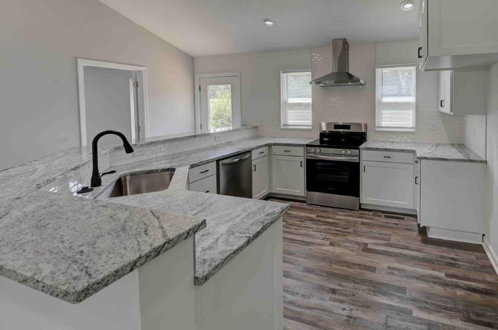 113 N Kendall Drive — photo 14