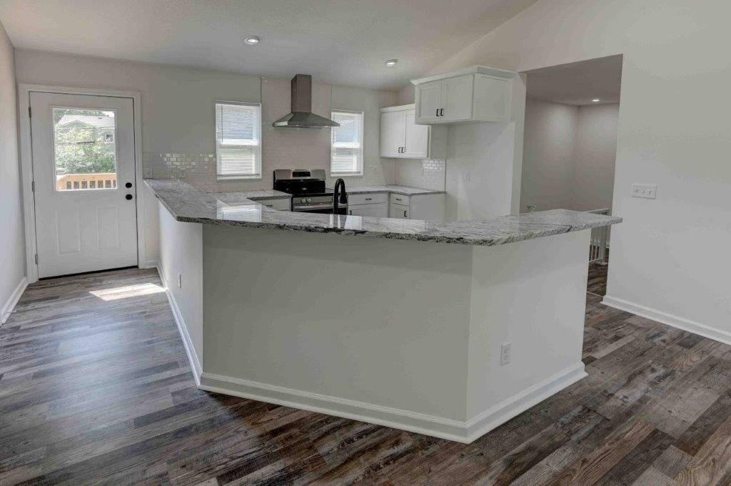 113 N Kendall Drive — photo 15