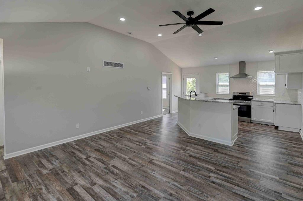 113 N Kendall Drive — photo 16