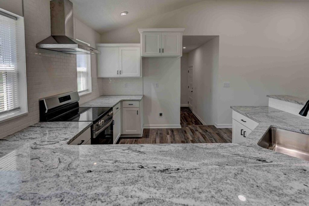 113 N Kendall Drive — photo 19