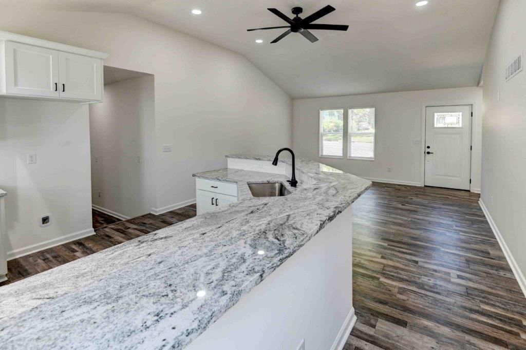 113 N Kendall Drive — photo 30