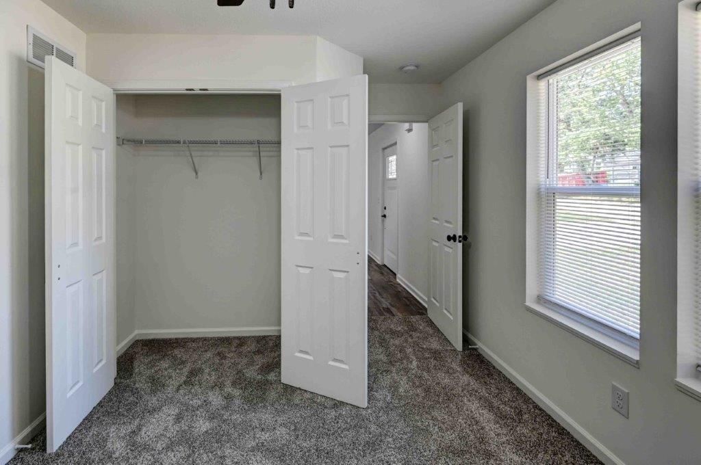 113 N Kendall Drive — photo 36