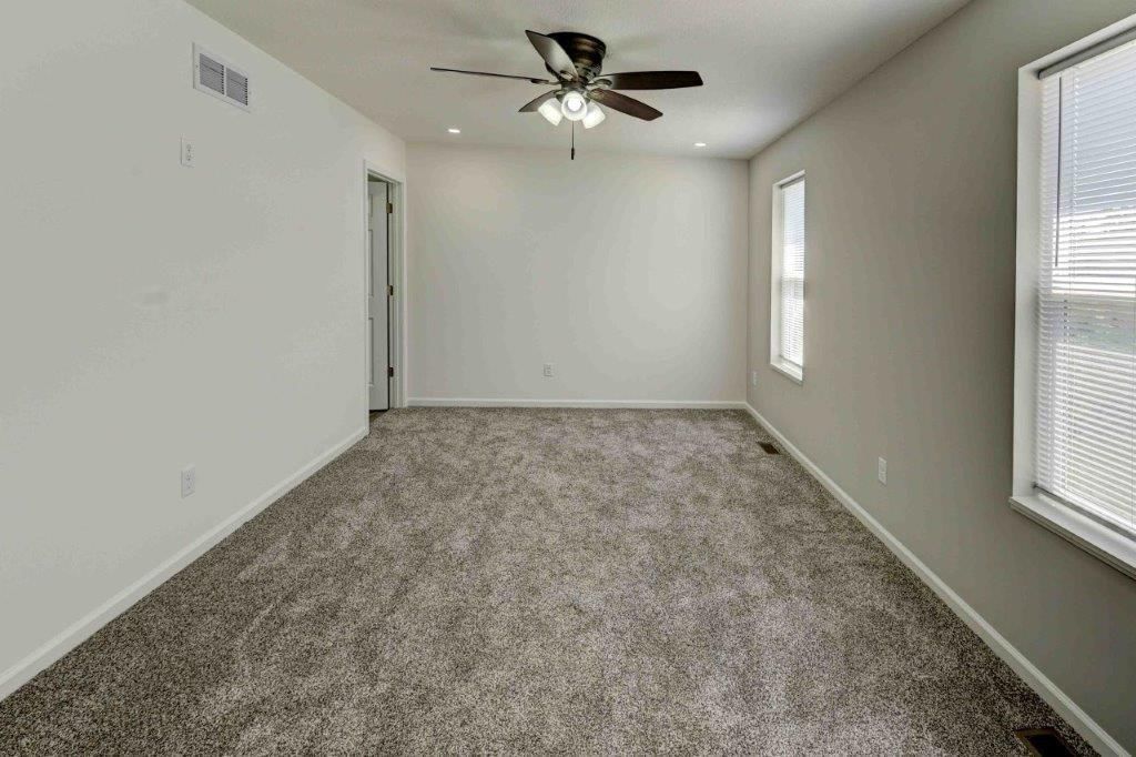 113 N Kendall Drive — photo 37