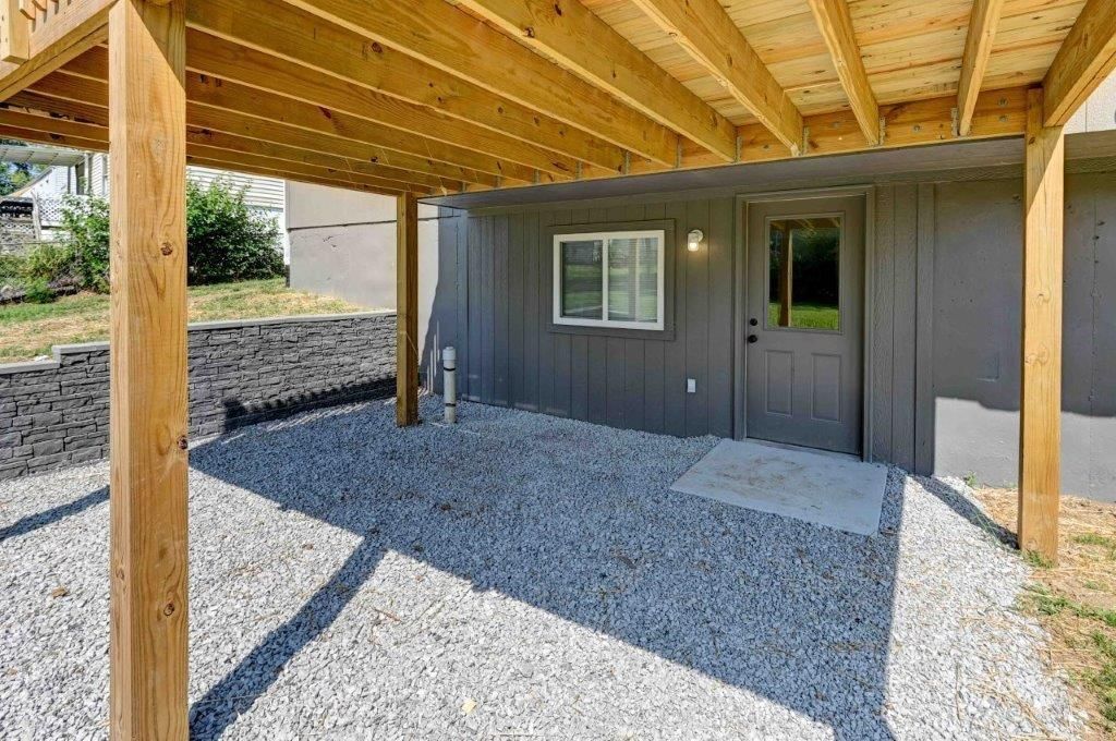 113 N Kendall Drive — photo 10