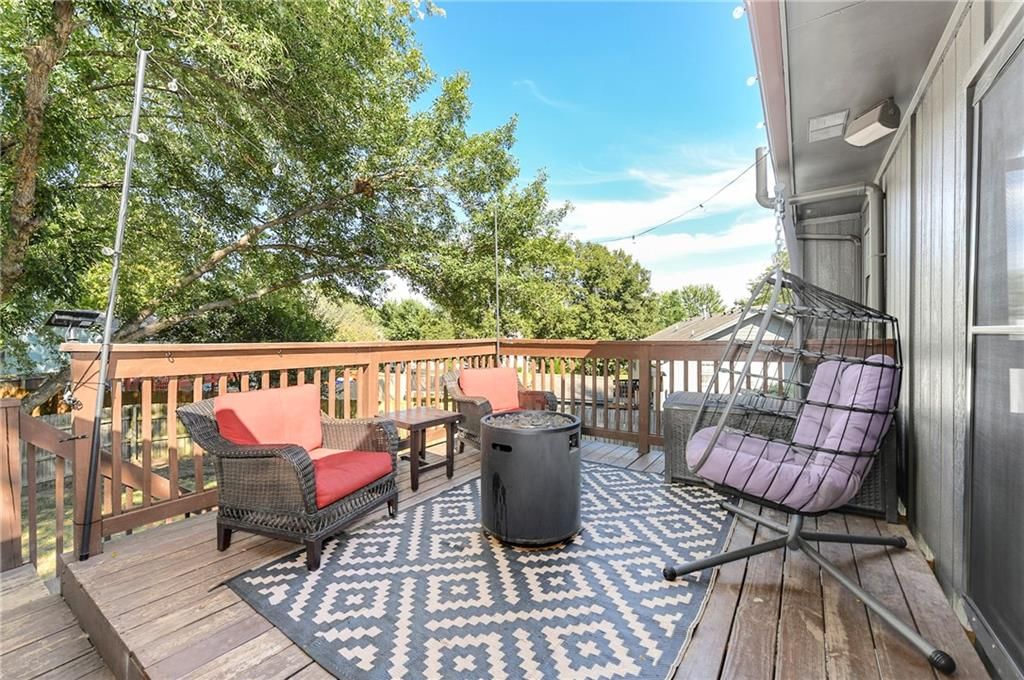 234 SE Topaz Circle — photo 31