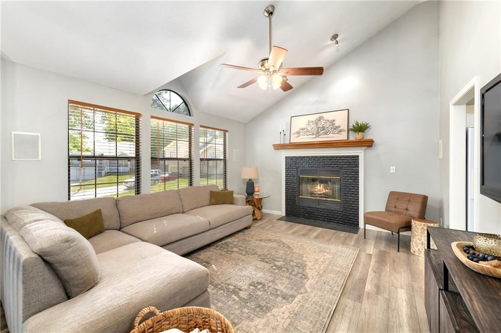 234 SE Topaz Circle — photo 7