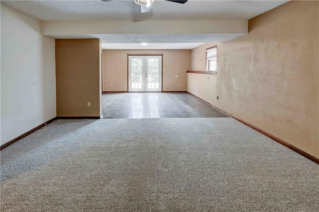 14411 Wilshire Circle — photo 38