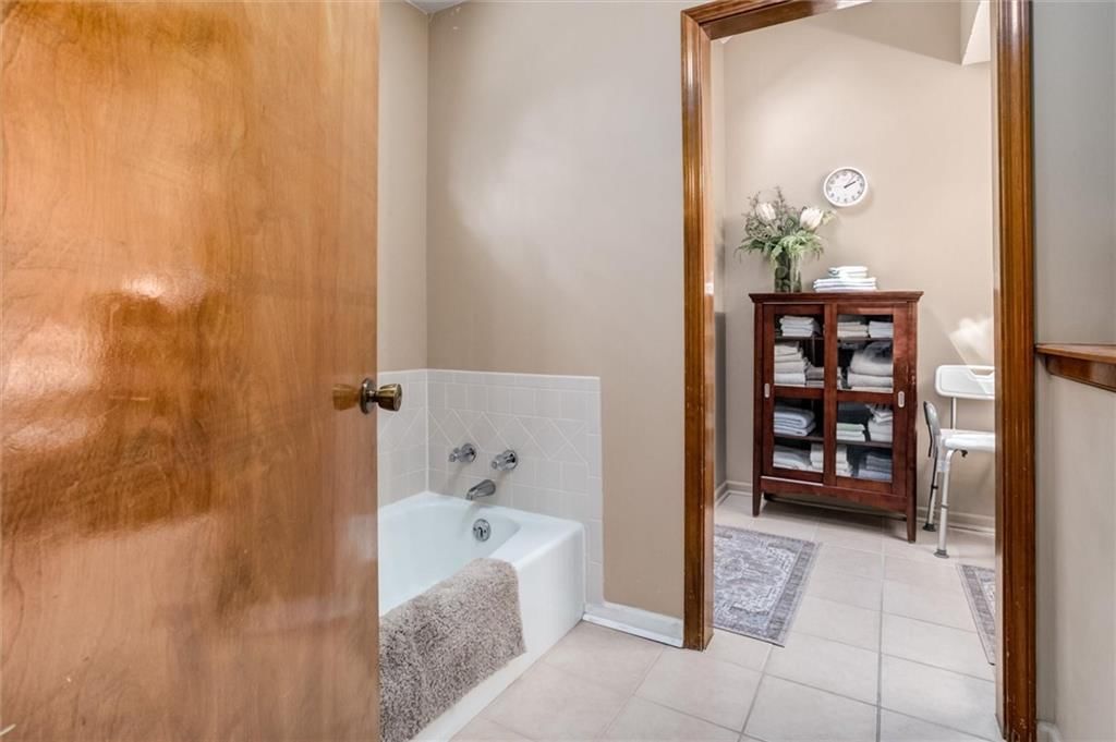 11604 Cody Street — photo 15